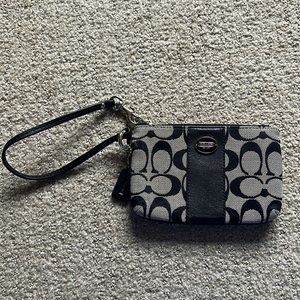 Small Coach wristlet